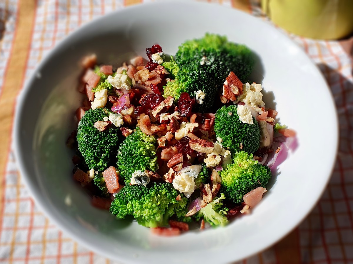 Blue Cheese Broccoli&nbsp;Salad