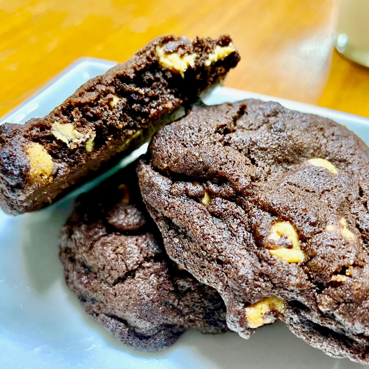 Chewy Soft Chocolate Peanut Butter Chip&nbsp;Cookies