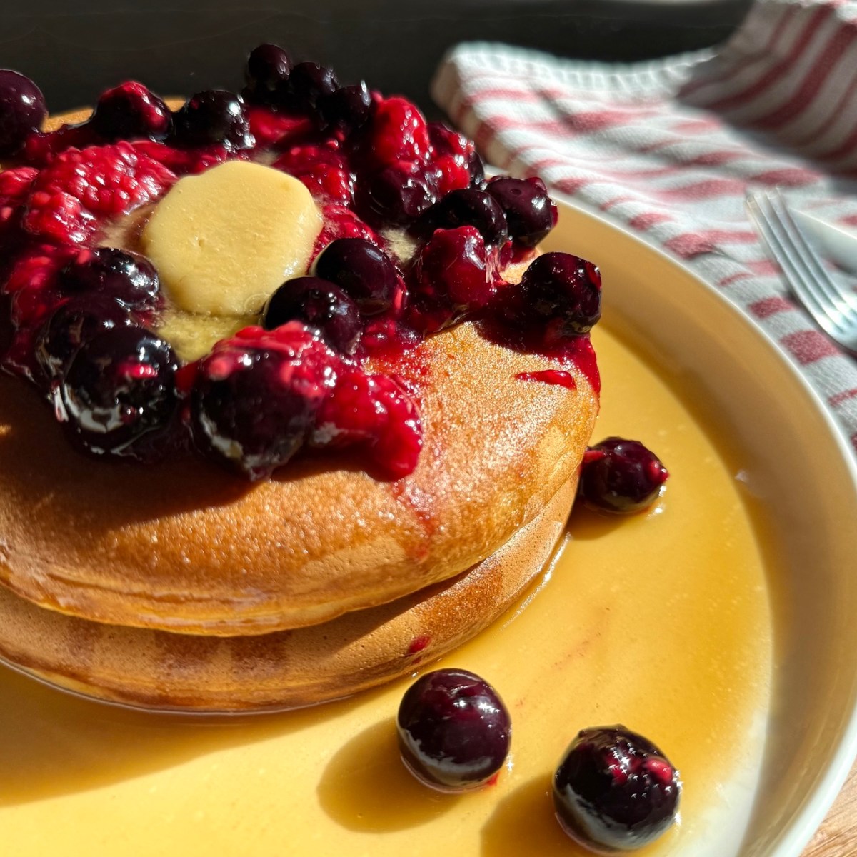 Golden Diner Honey Butter&nbsp;Pancakes